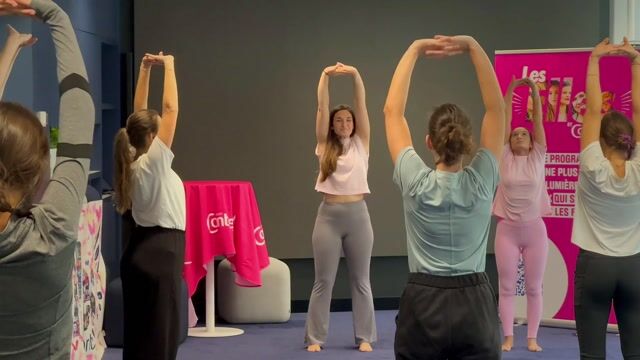 Vidéo : Nestlé Waters, yoga pour Octobre Rose